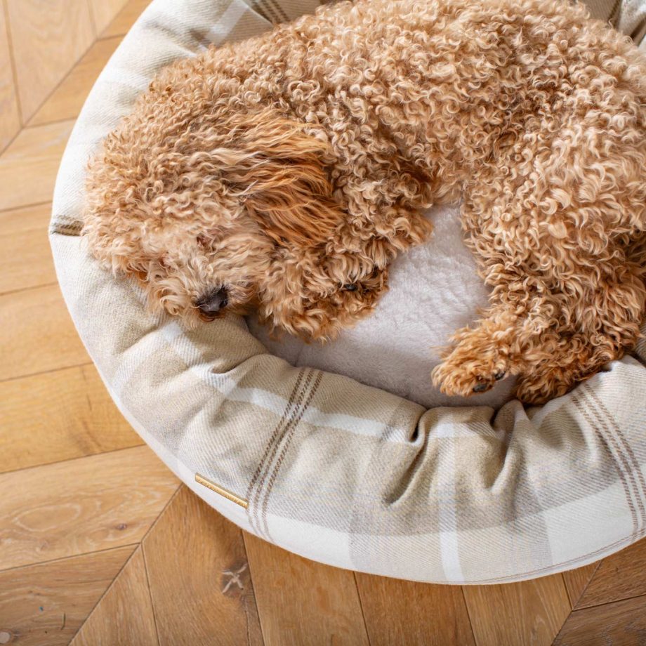 Donut Bed With Removable Covers in Balmoral Natural Tweed by Lords & Labradors
