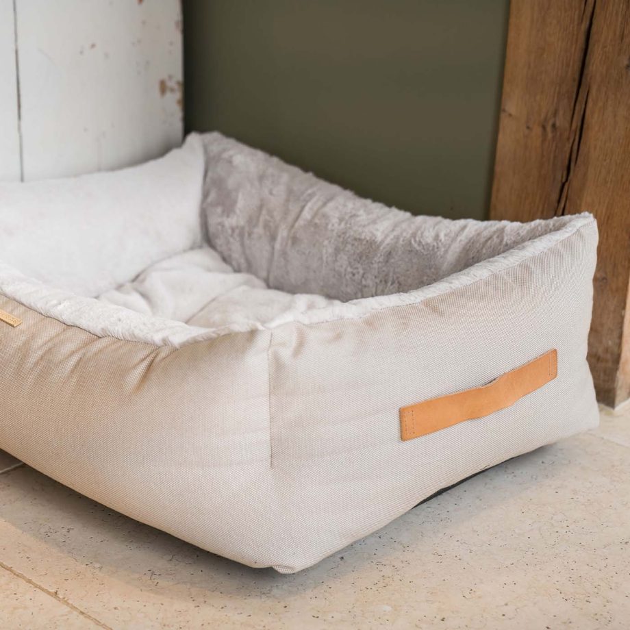 Essentials Twill Box Bed in Linen by Lords & Labradors